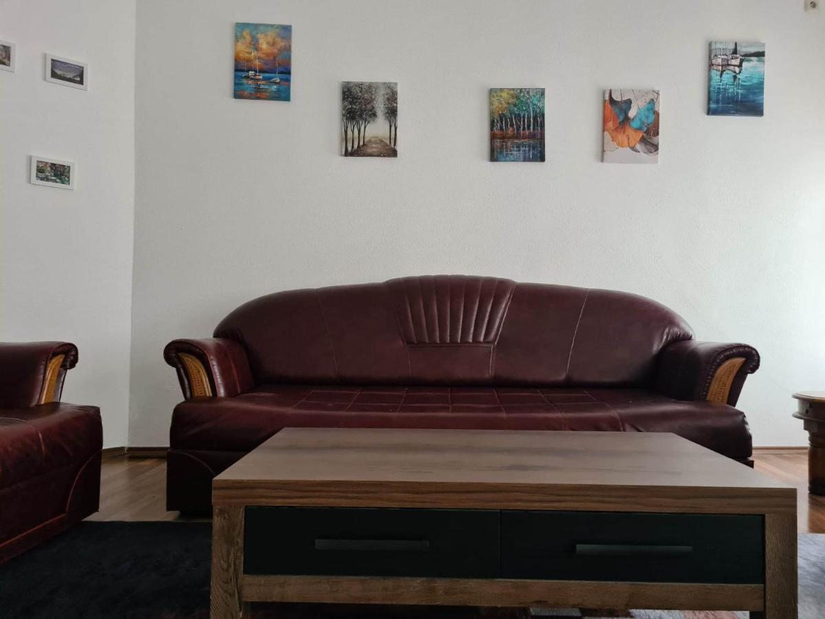 Stan Mostar-Mostovi Bagian luar foto