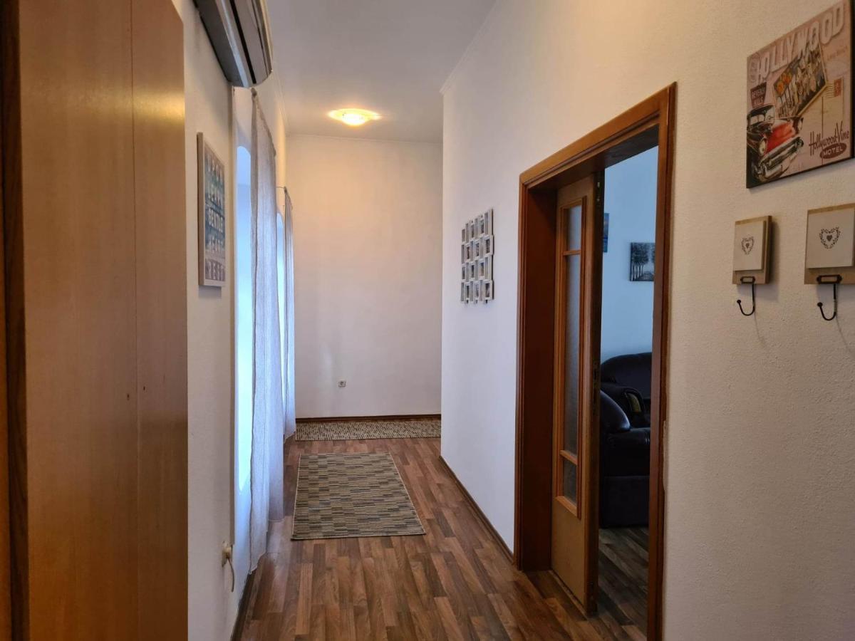 Stan Mostar-Mostovi Bagian luar foto