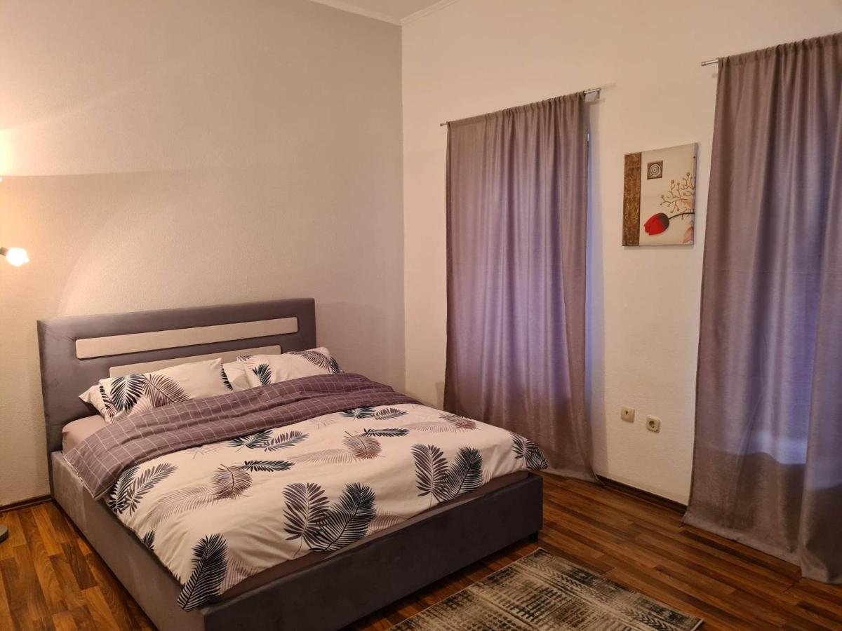 Stan Mostar-Mostovi Bagian luar foto
